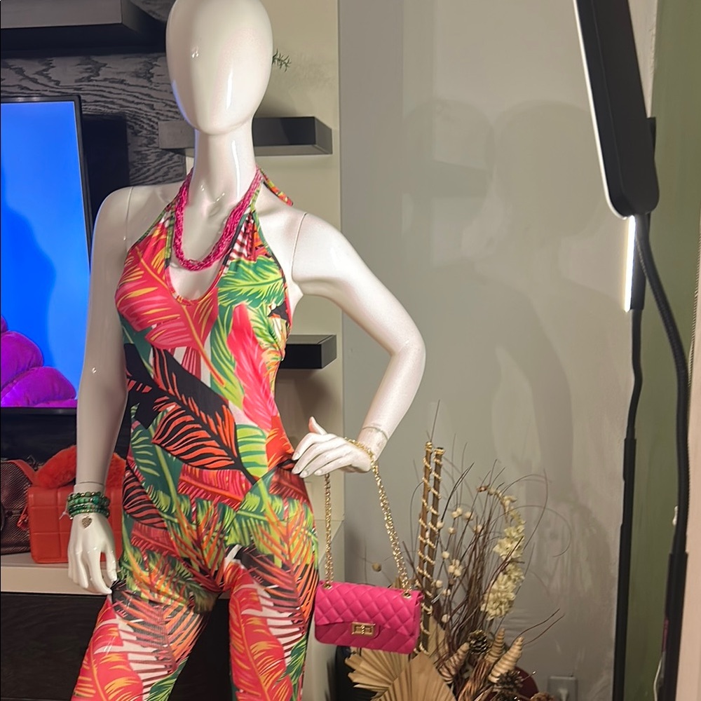 Tropical Print Halter Jumpsuit - Picture 10 of 10